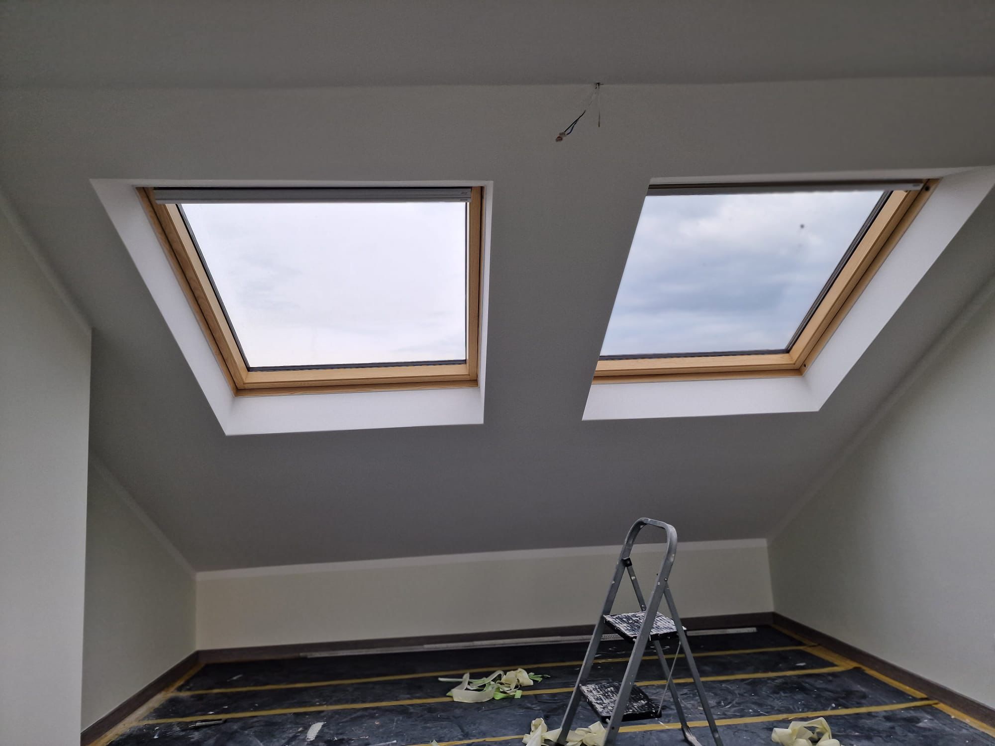 Na — zolder afwerken + Velux dakraam plaatsen Breda (foto 16)